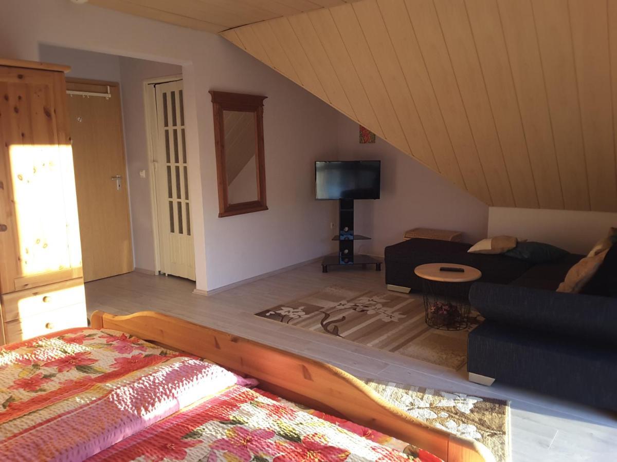 צל אן דר מוזל Die Ferienwohnung Lindenhof מראה חיצוני תמונה